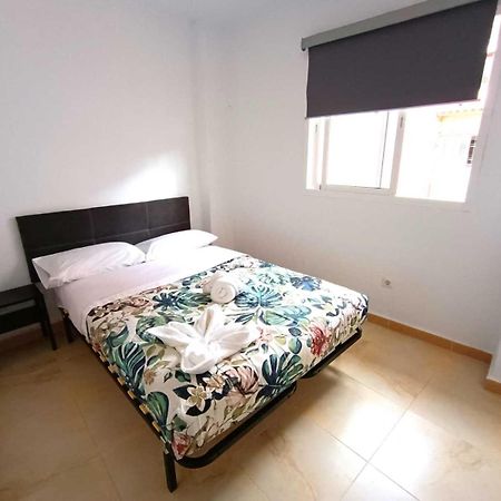 Apartamentos Larios Málaga Esterno foto