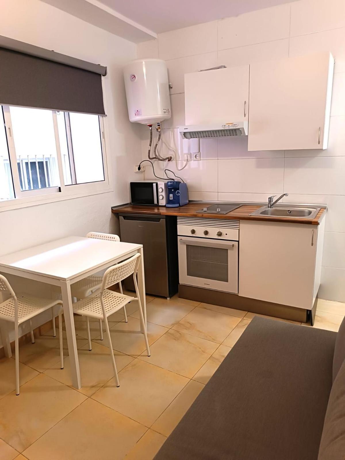 Apartamentos Larios Málaga Esterno foto