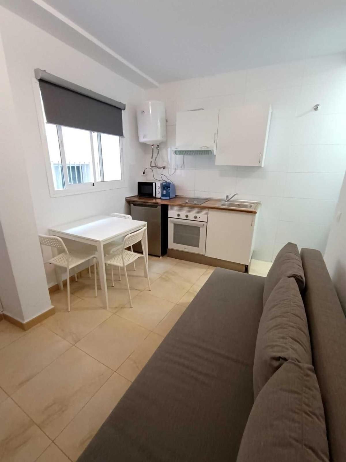 Apartamentos Larios Málaga Esterno foto